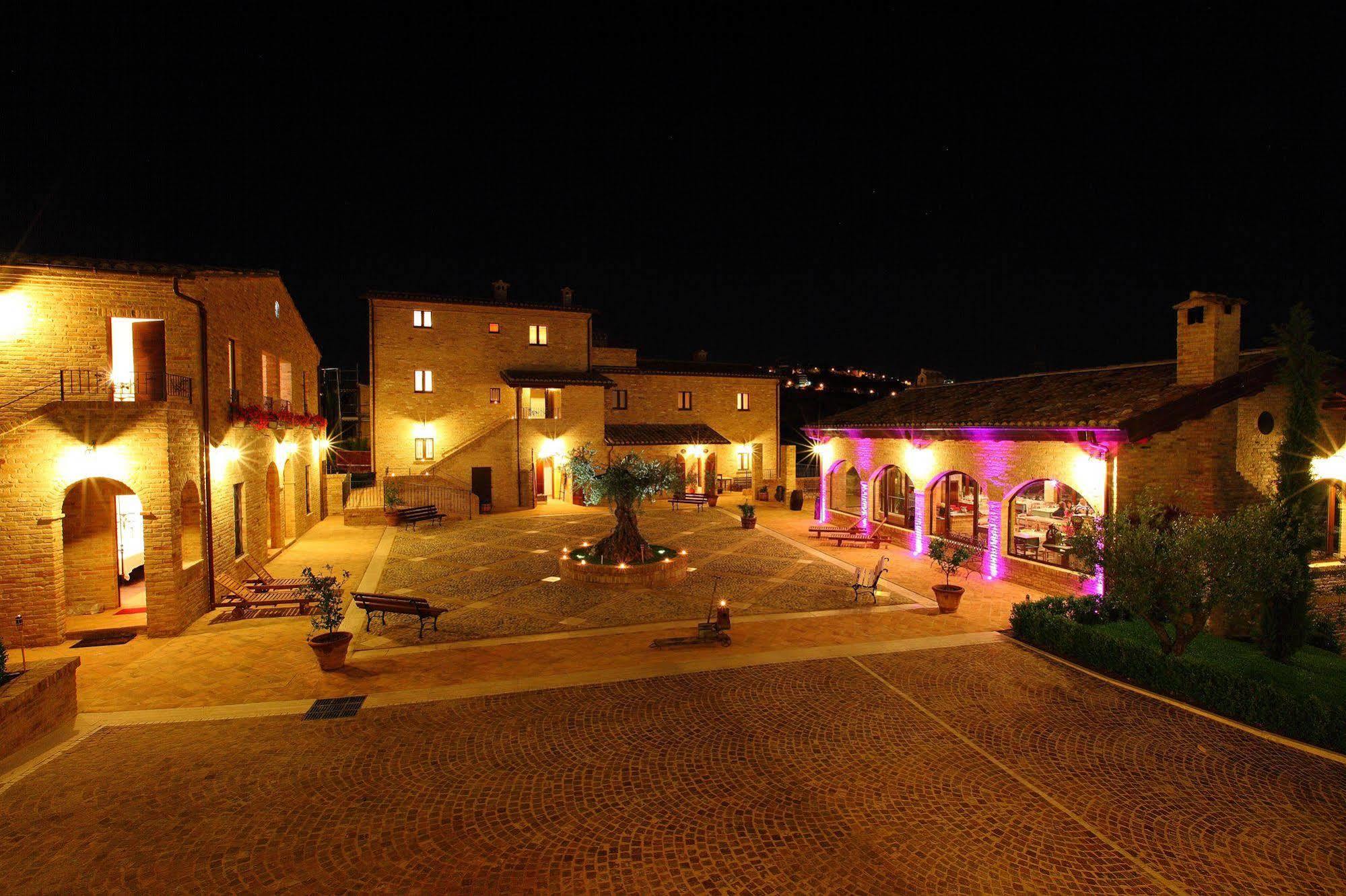 Agriturismo Il Sapore Della Luna Монтепрандоне Екстер'єр фото