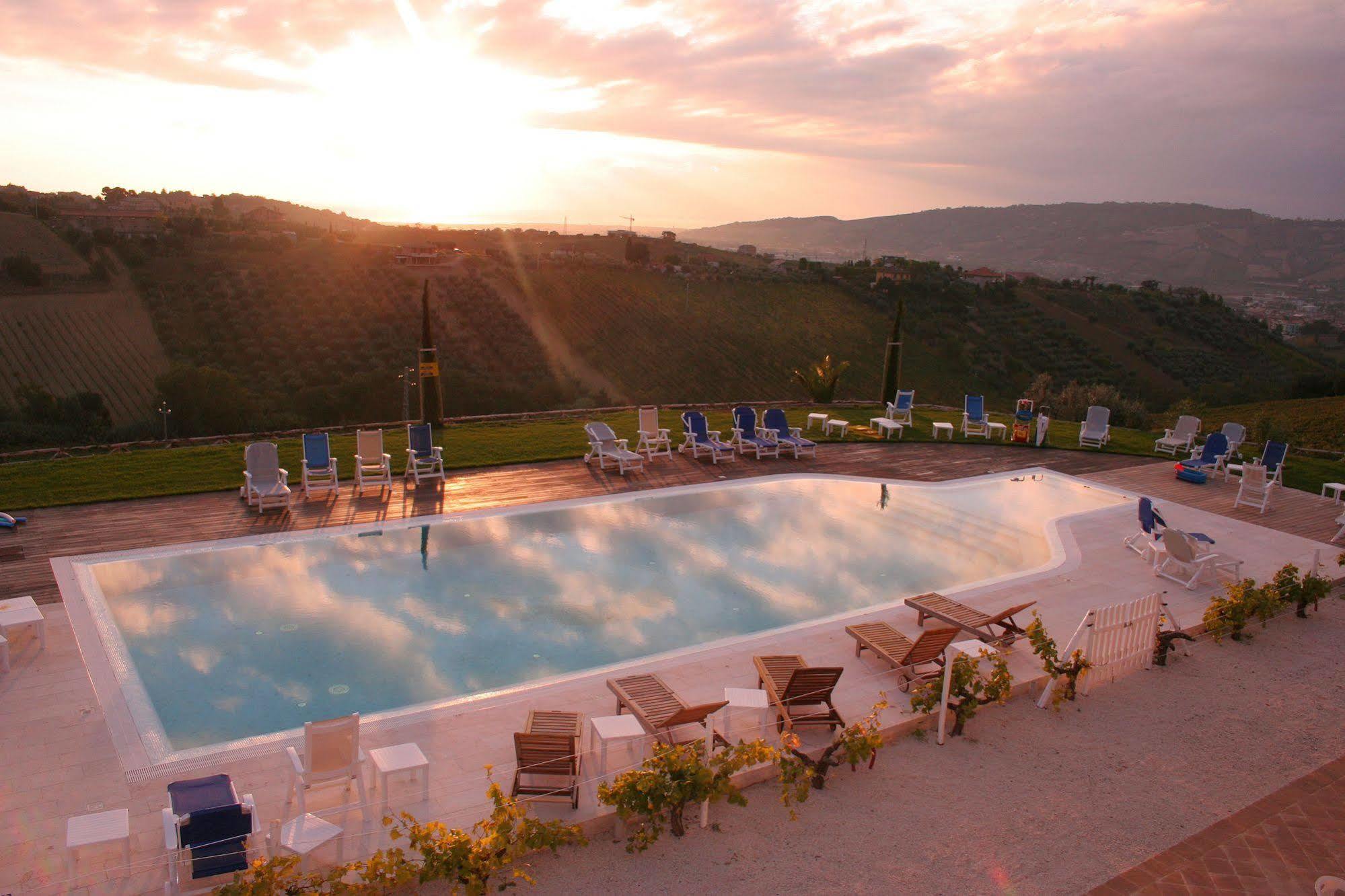 Agriturismo Il Sapore Della Luna Монтепрандоне Екстер'єр фото